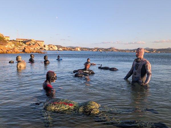 Il mare è il nostro spazio, l'apnea il nostro linguaggio, il respiro la nostra guida